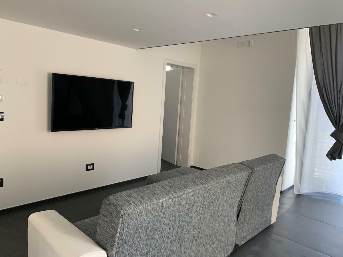 Little Dreams Apartment Trani Exterior photo